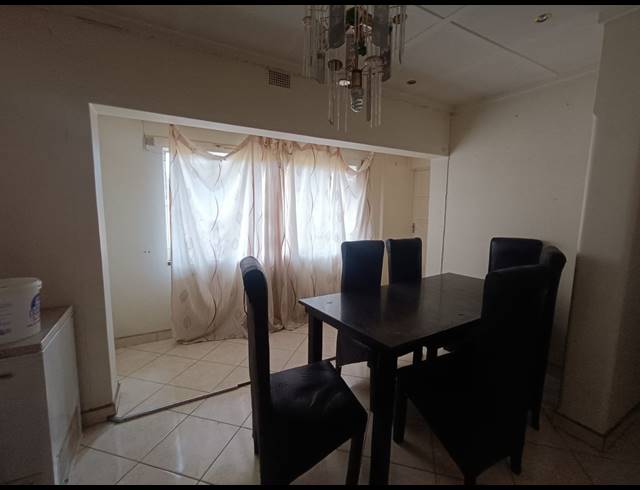 3 BEDROOM HOUSE FOR SALE IN VANDERBIJLPARK CE 2